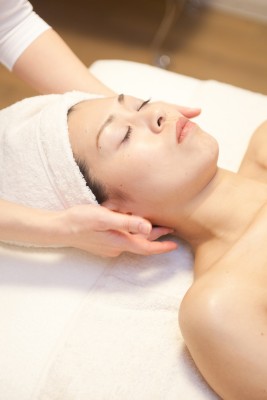 富山県高岡市 エステ アンチエイジング リフトアップ たるみ